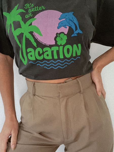 Vacation Tee - Faded black