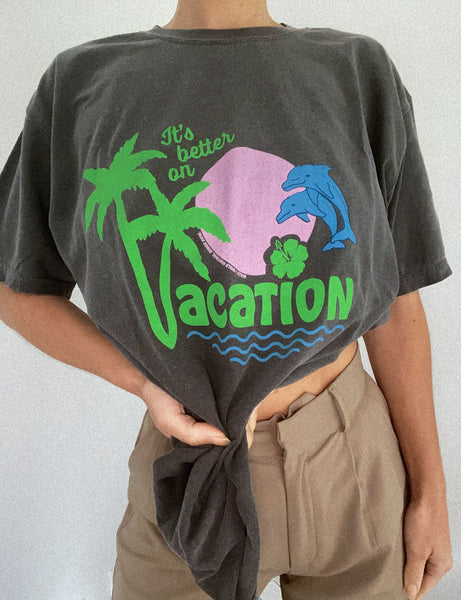 Vacation Tee - Faded black